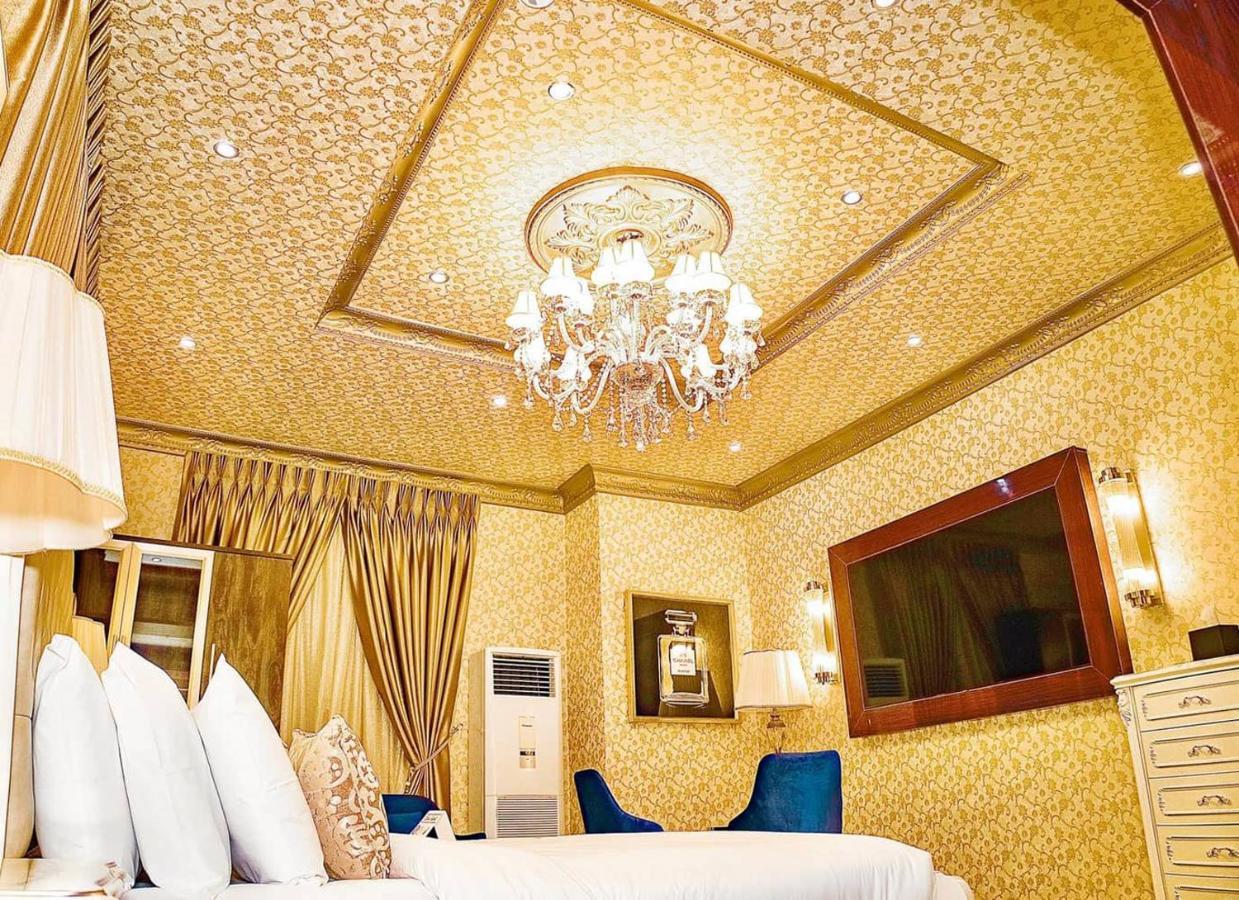 No.1 Hotel Abuja Esterno foto