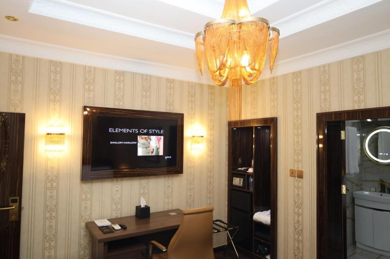 No.1 Hotel Abuja Esterno foto