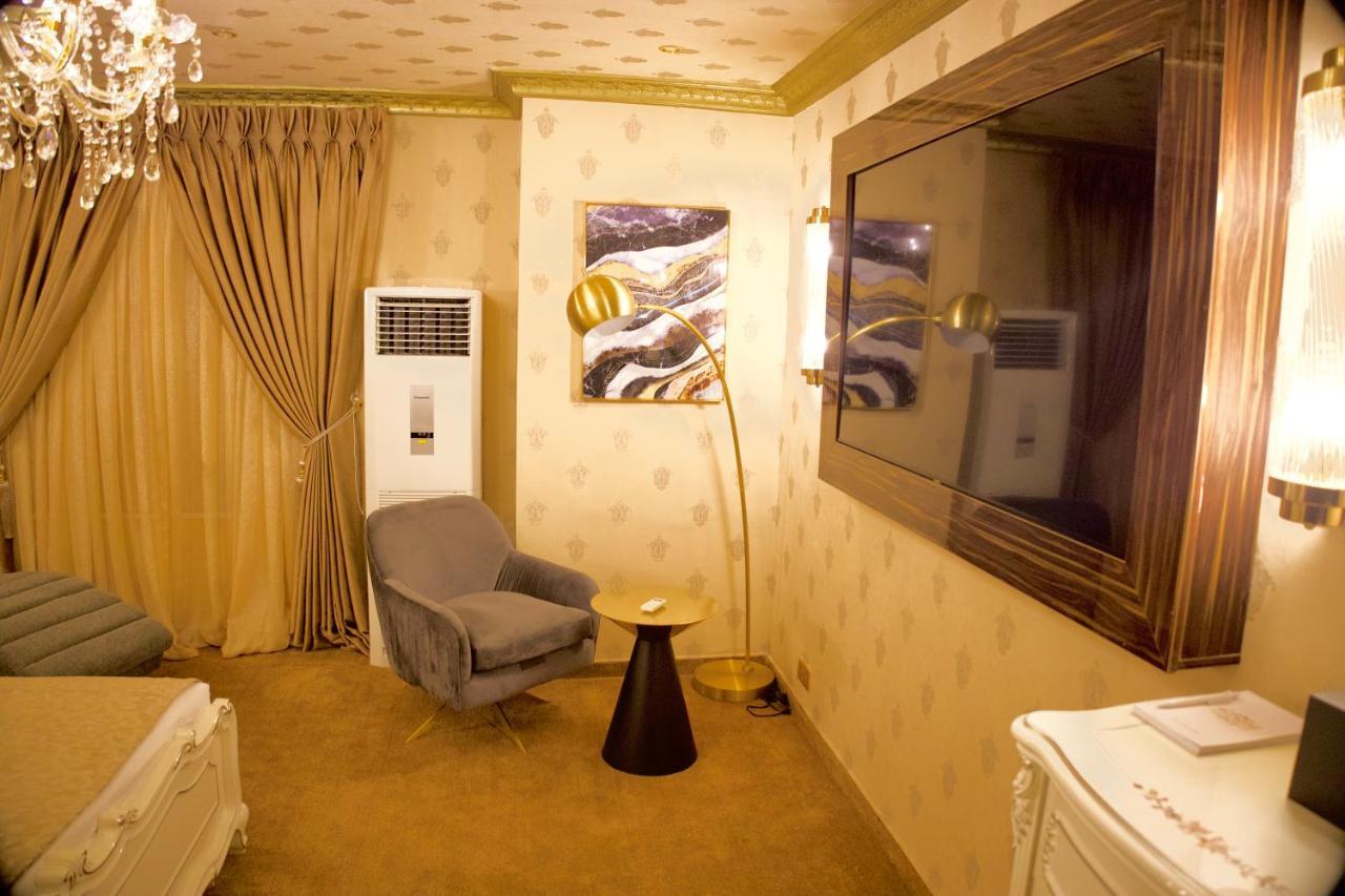 No.1 Hotel Abuja Esterno foto
